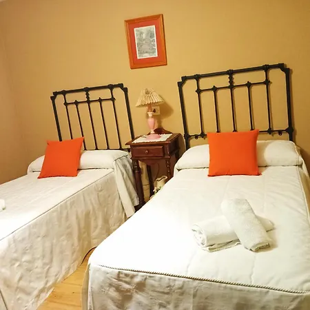 Casa Pelayo 2 * Poo (Cabrales)