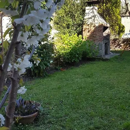 Casa Pelayo 2 * Poo (Cabrales)
